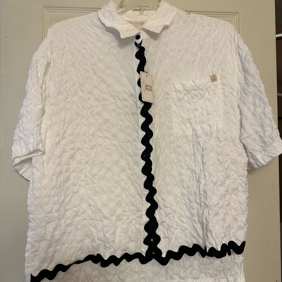 Simply Southern Other - White Short-Sleeve Textured Shirt and Shorts set with Black Trim